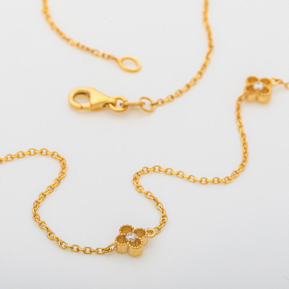 Collection N° 9  Halskette 