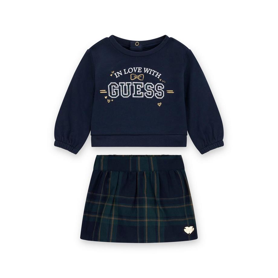 Ensemble: T-Shirt et jupe