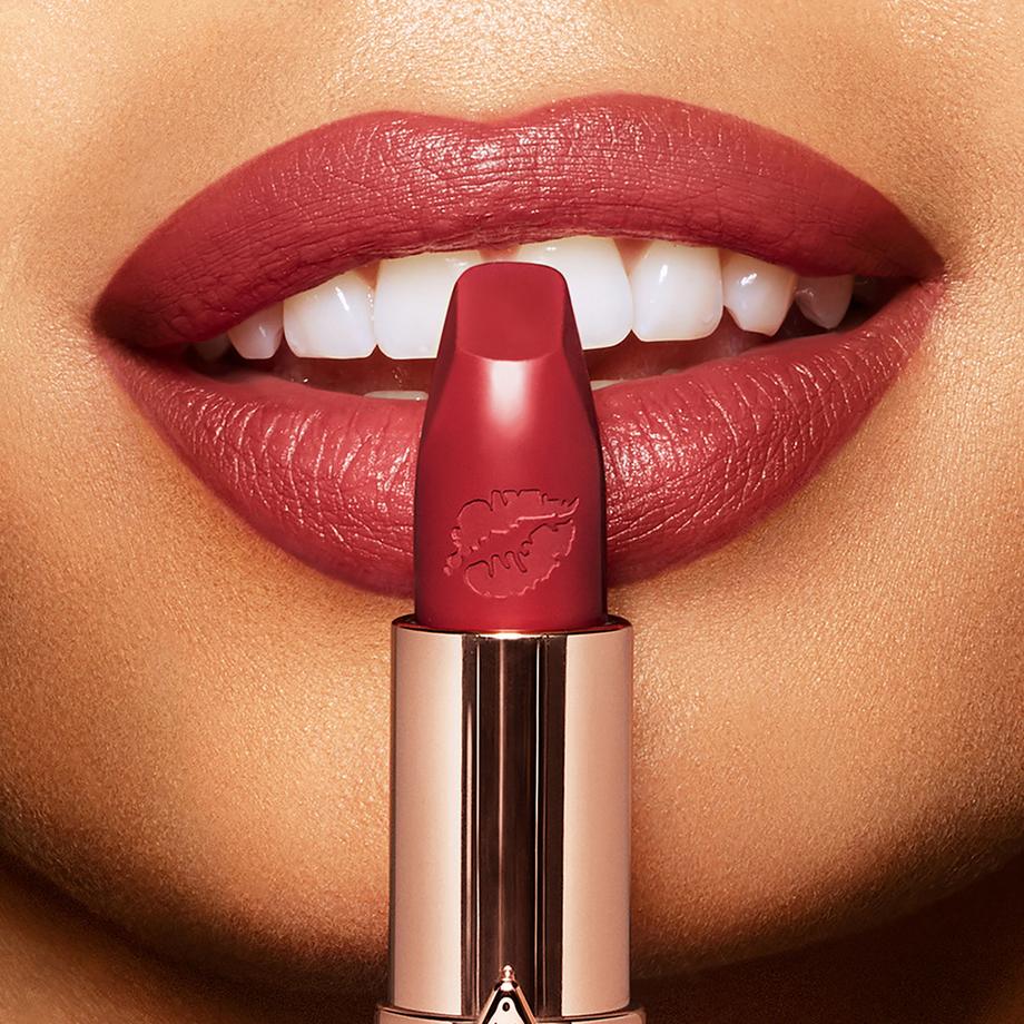 CHARLOTTE TILBURY  Hot Lips 2.0 K.i.s.s.i.n.g - Rouge à lèvres 