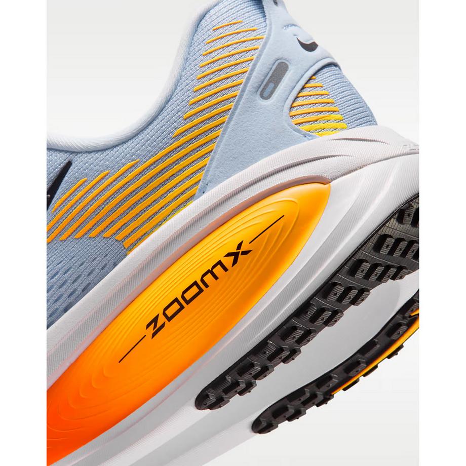 NIKE Vomero 18 Scarpe da corsa  
