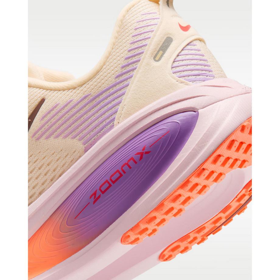NIKE Wmns Vomero 18 Chaussures de running  
