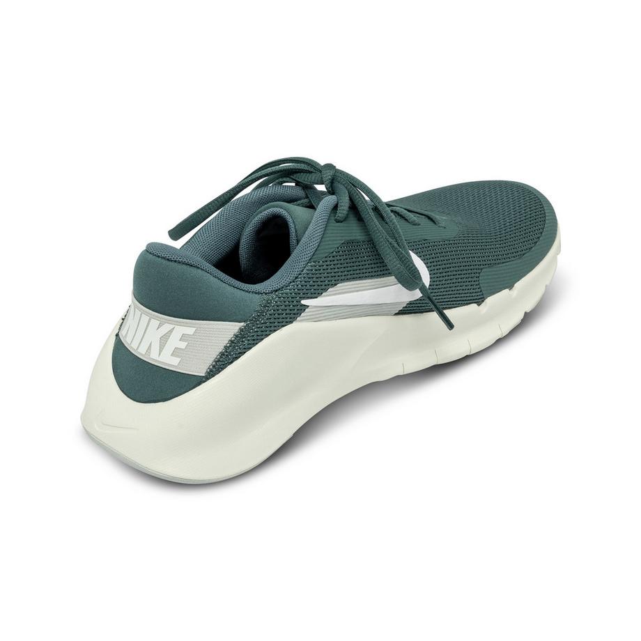 NIKE Flex Train Chaussures de fitness  