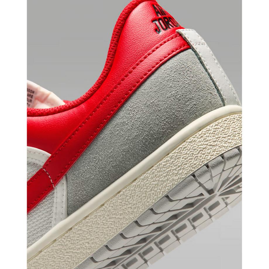 NIKE AIR JORDAN SKYLINE LOW Sneakers  