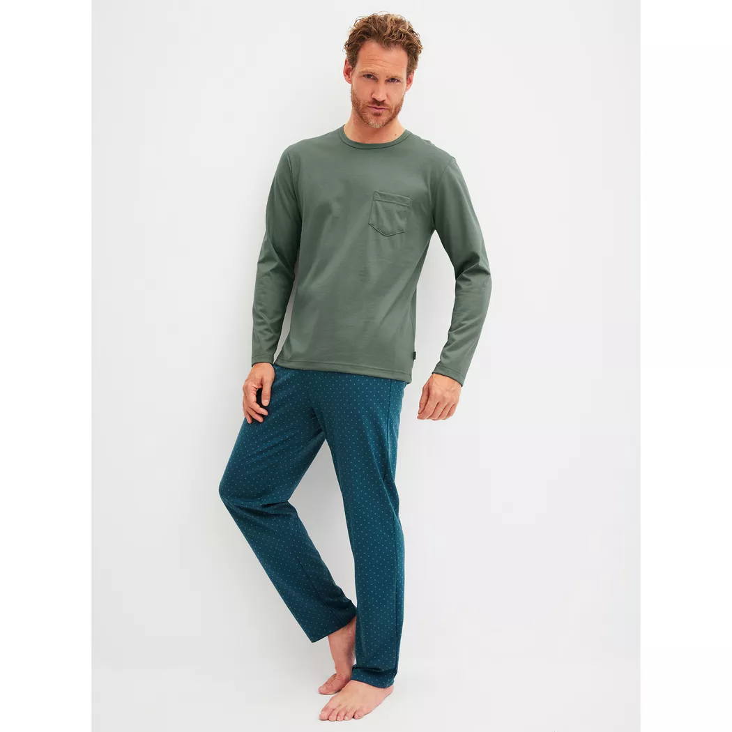 Schlafanzug CALIDA "Relax Imprint 1", Damen, Gr. M (50), laurel grün, Single Jersey, Obermaterial: 100% Baumwolle, bequem lang, Rundhals, angesetztes Bündchen, Homewear-Sets Schlafanzug, aus weicher Single-Jersey-Qualität, mit langem Arm, Rundhalsausschni