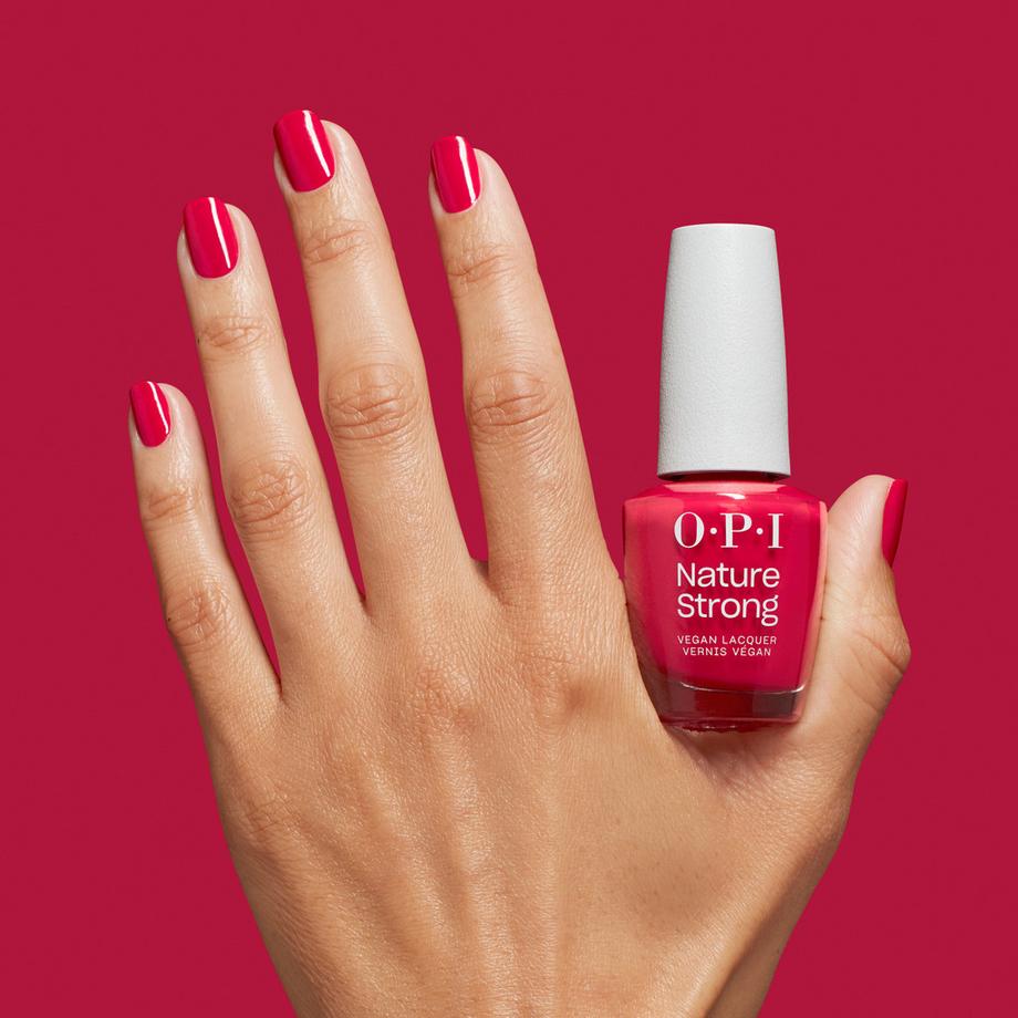OPI  Nature Strong - Berry Pickin’ Season 