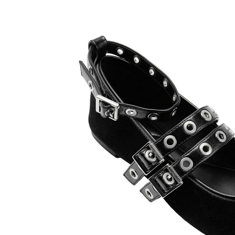 Parfois Ballerinas mit Schnallenriemen  