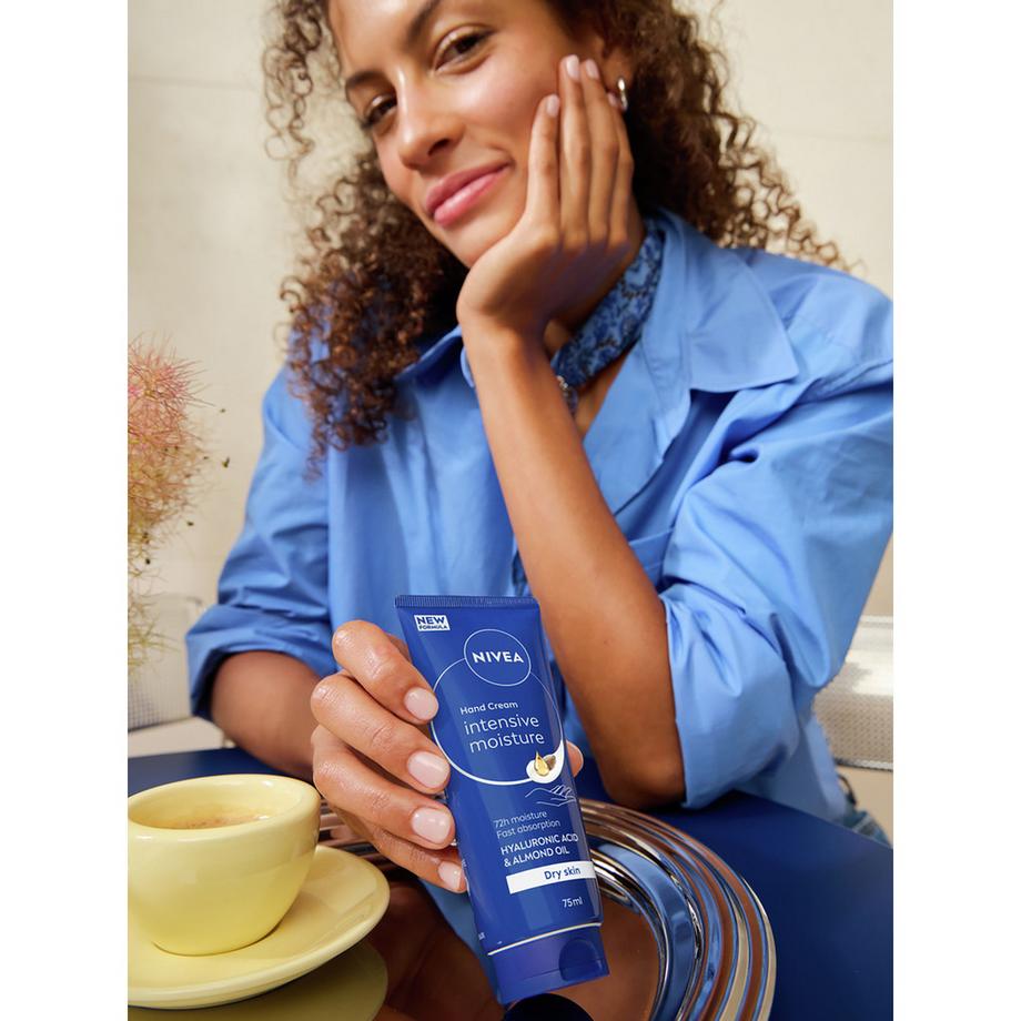 NIVEA  Crema mani Intensive Care 