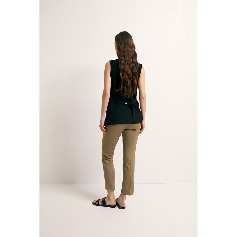 Sfera Pantalon Capri Slim Fit  