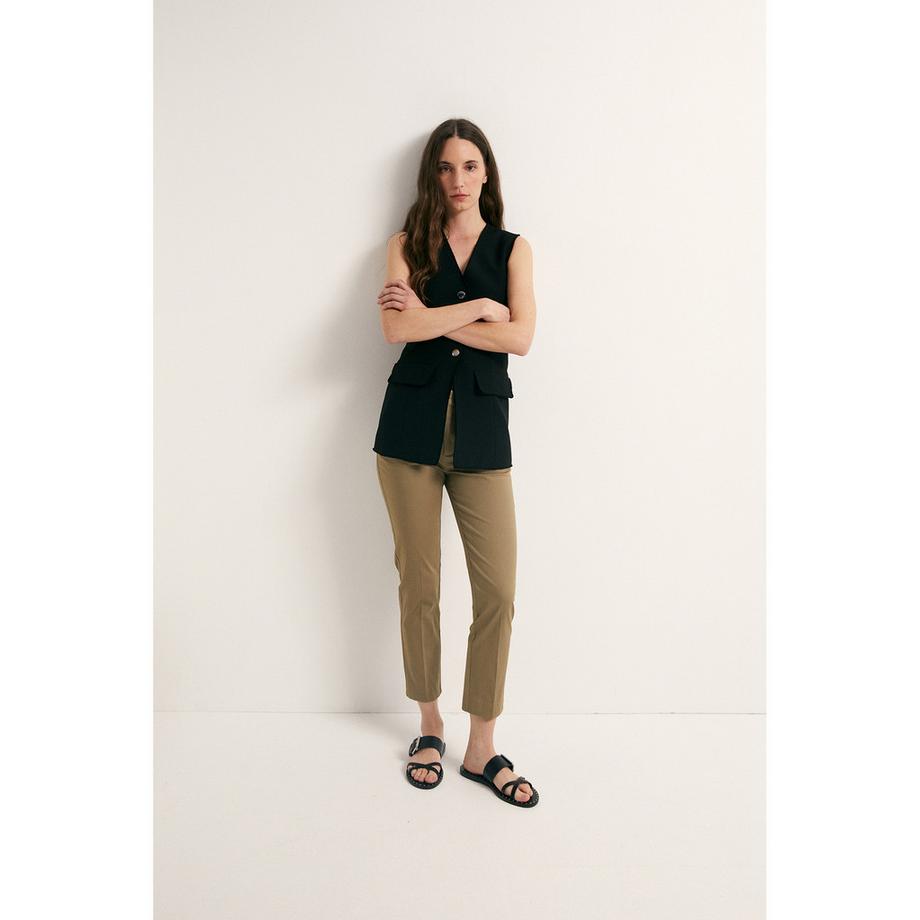 Sfera Pantalon Capri Slim Fit  