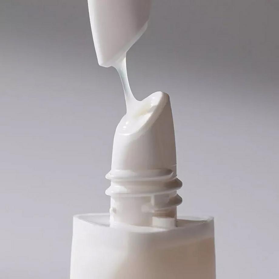 Somebymi  V10 Hyal Lip Protector SPF15 