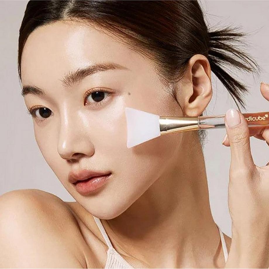 Medicube   Jelly Brush 