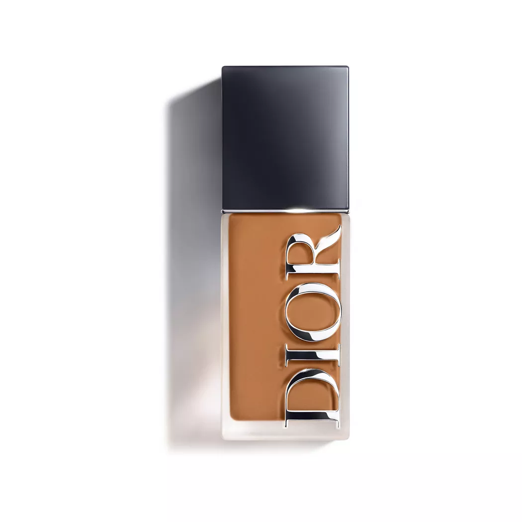 Christian Dior Dior Forever Skin Wear Blurring Natural Matte Foundation – 24 Stunden starker Halt (2 Warm) damen 4