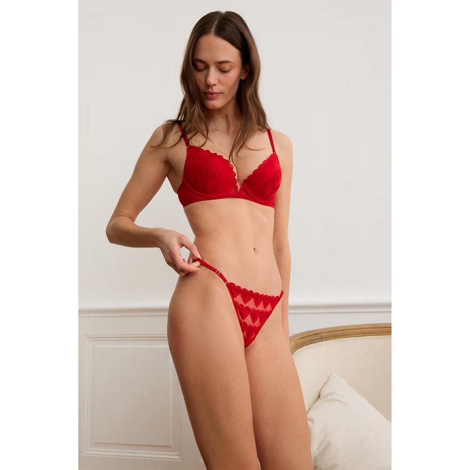 Etam Perizoma String con Ricamo a Cuore  