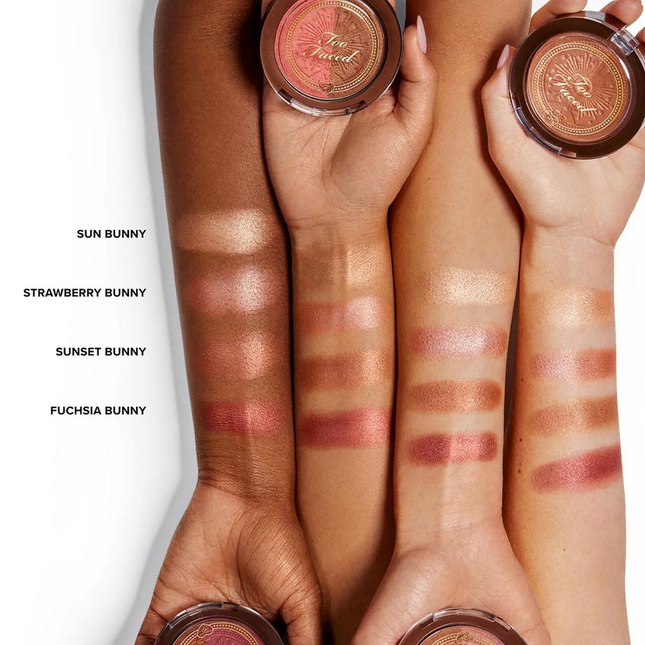 Too Faced  Sun Bunny Bronzer - Poudre Bronzante Rosée 