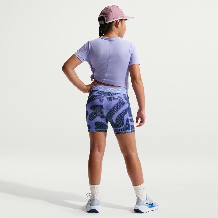 NIKE  Shorts 