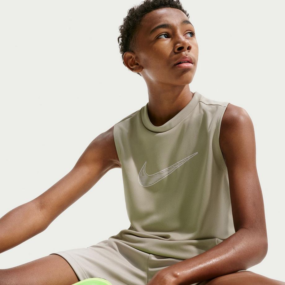 NIKE  T-shirt 
