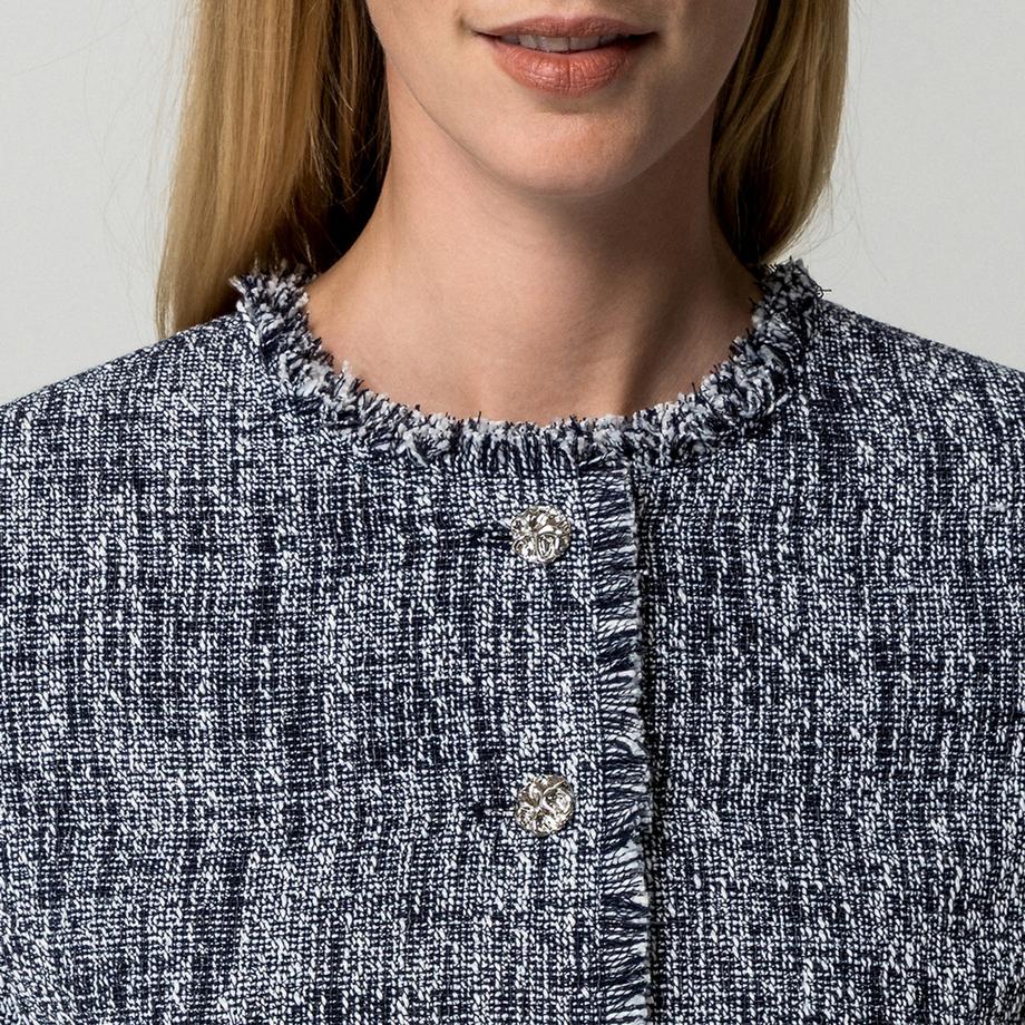 Manor Woman   
