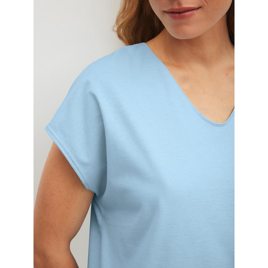 CALIDA Pyjama Set mit V-Ausschnitt Top und gemusterten Shorts  