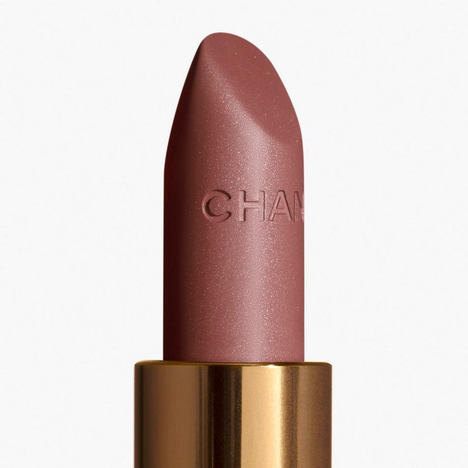 CHANEL ROUGE COCO SATINIERTER LIPPENSTIFT MIT LANGEM HALT – FEUCHTIGKEITSSPENDENDE UND GLÄTTENDE LIPPENPFLEGE 