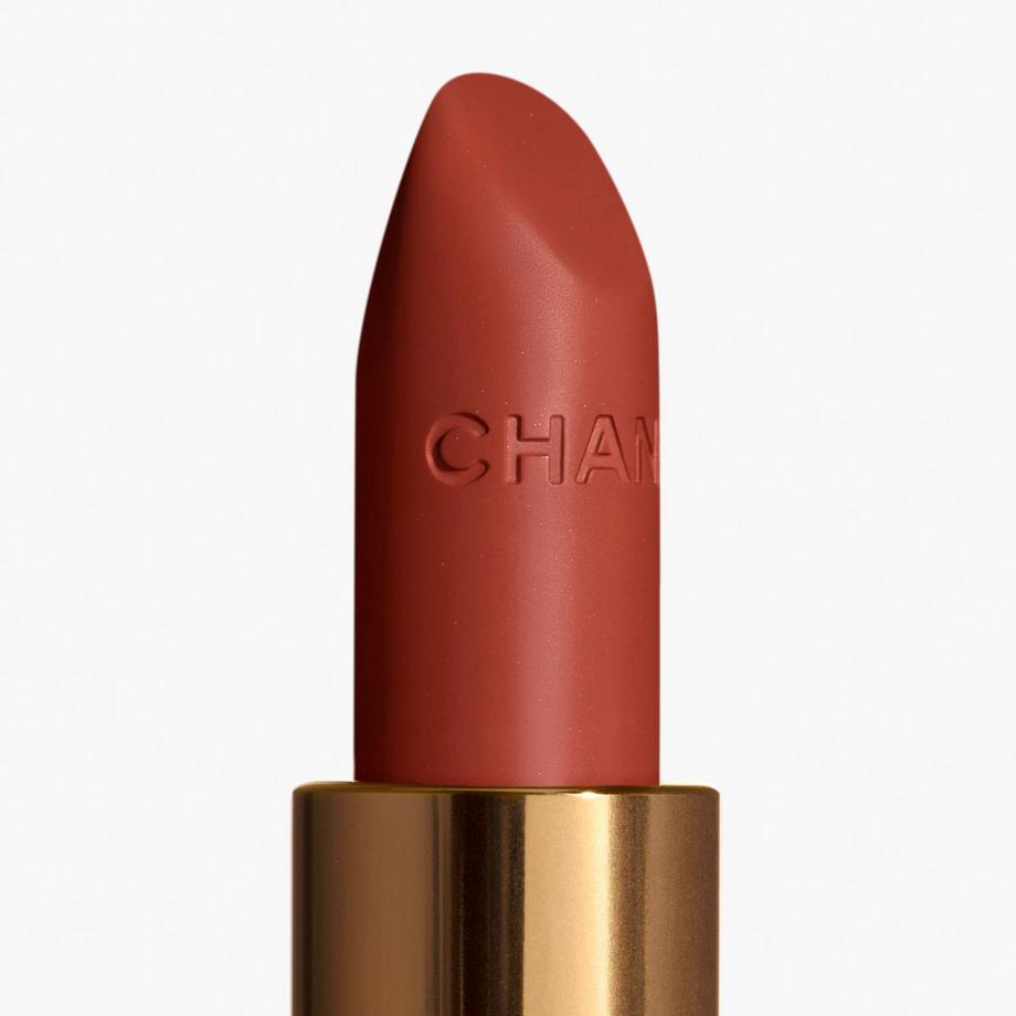 CHANEL ROUGE COCO SATINIERTER LIPPENSTIFT MIT LANGEM HALT – FEUCHTIGKEITSSPENDENDE UND GLÄTTENDE LIPPENPFLEGE 
