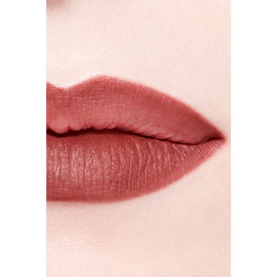 CHANEL  ROUGE ALLURE VELVET  ⁠ LIPPENKONTURENSTIFT MIT LANGEM HALT 