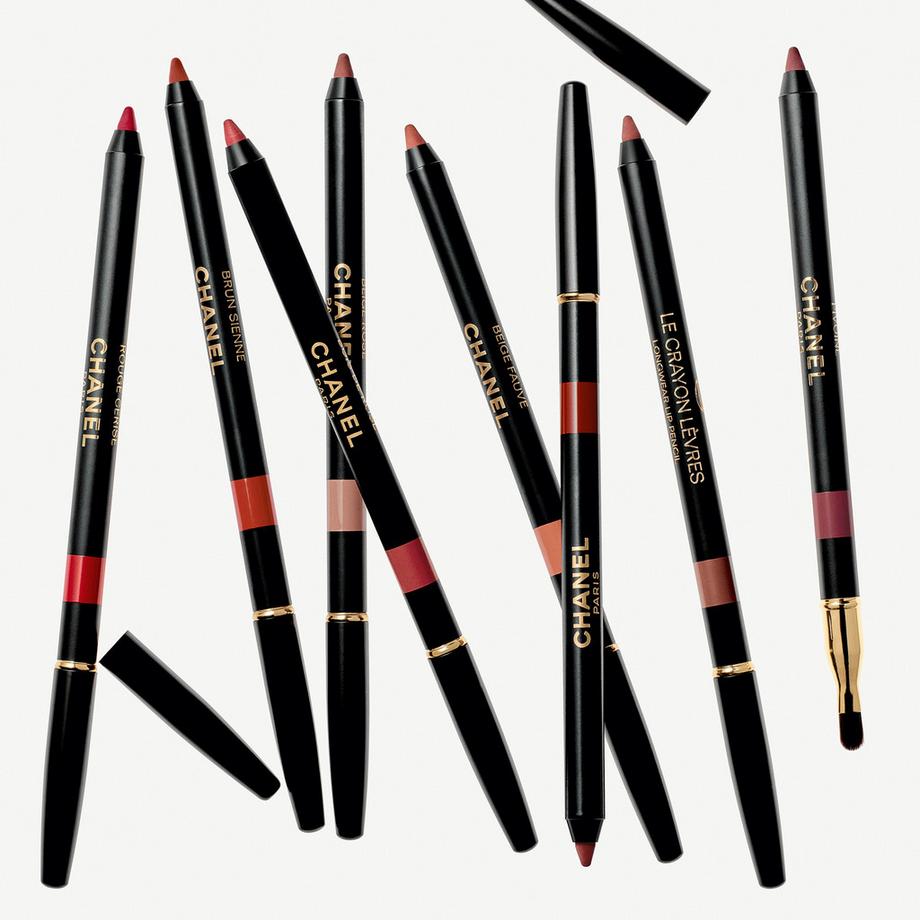 CHANEL  ROUGE ALLURE VELVET  ⁠ LIPPENKONTURENSTIFT MIT LANGEM HALT 