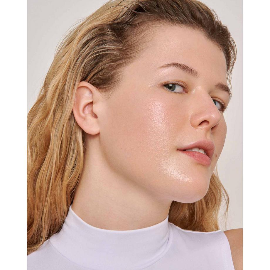 Yepoda  The Dewy Day - LSF 30 Foundation mit Niacinamid, & Aprikose 