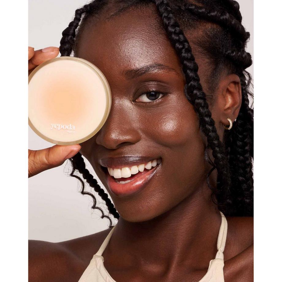 Yepoda  The Dewy Day - Fond de teint cushion à base de niacinamide, abricot et SPF 30 