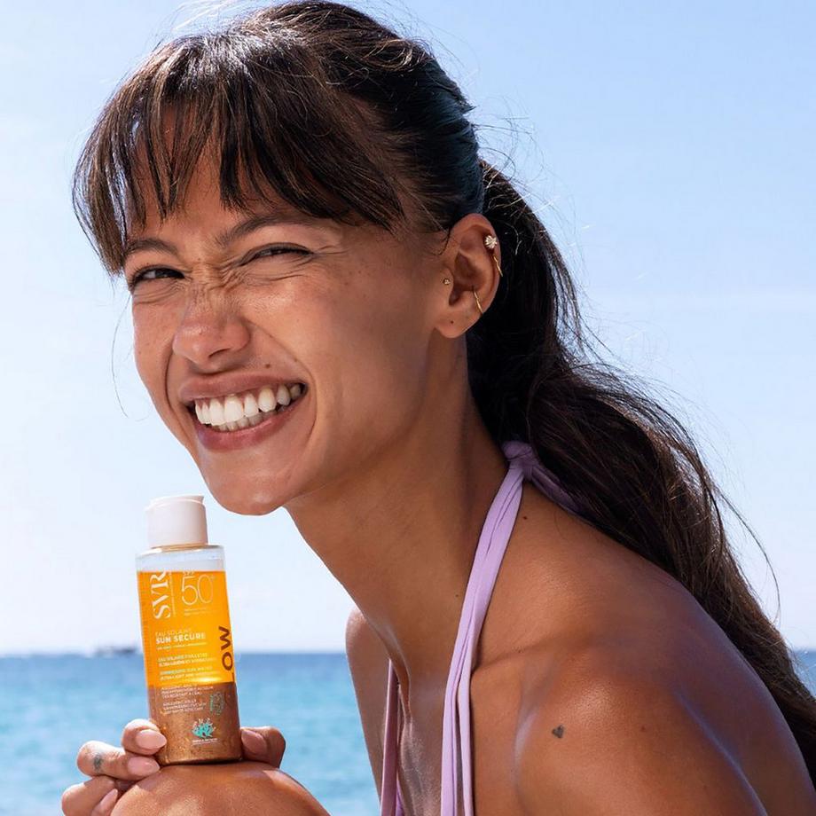 Laboratoire SVR  Sun Secure Solaire Glow SPF50+ 