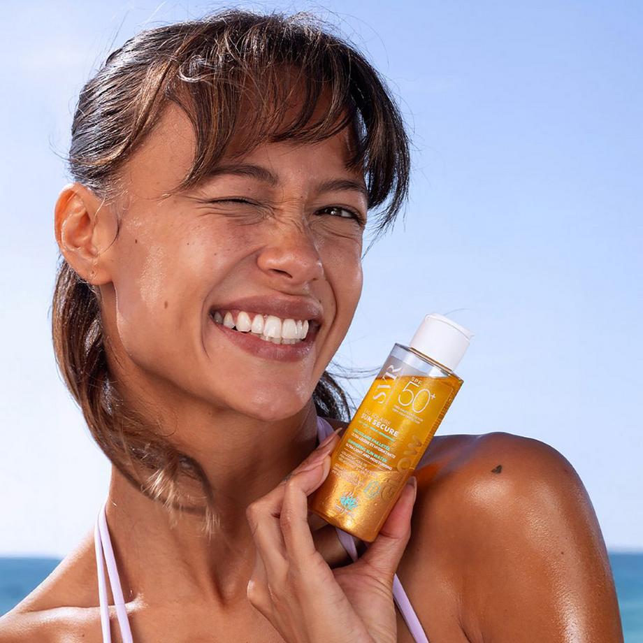 Laboratoire SVR  Sun Secure Solaire Glow SPF50+ 