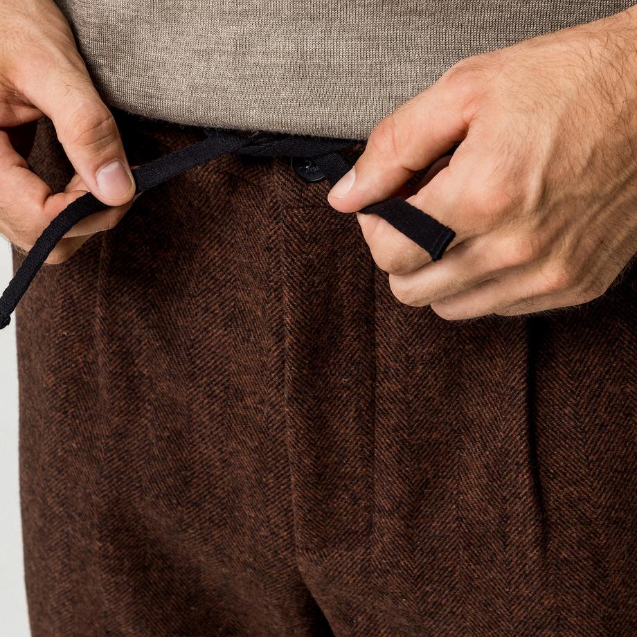 Manor Man Pantalon à carreaux en chevron et pinces  