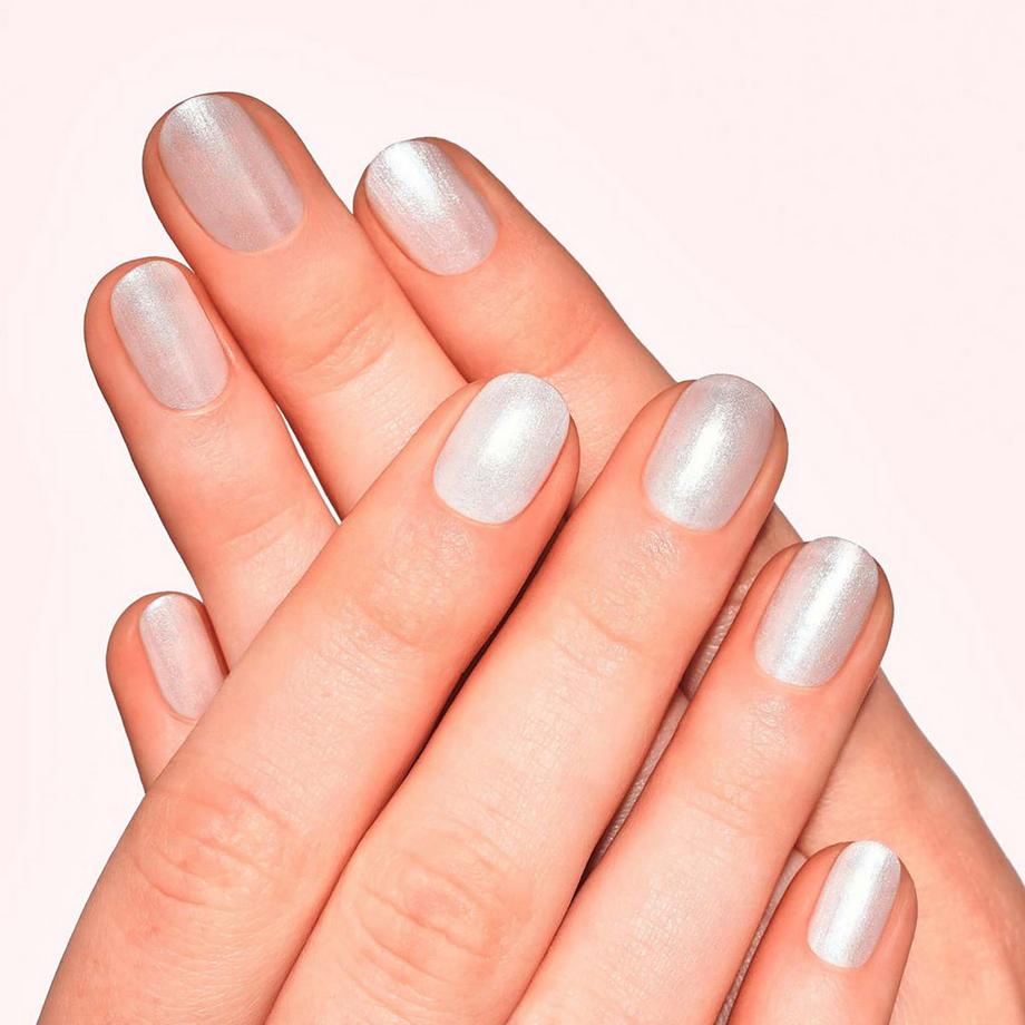 CATRICE  Smalto Aura Glam Nail Polish 