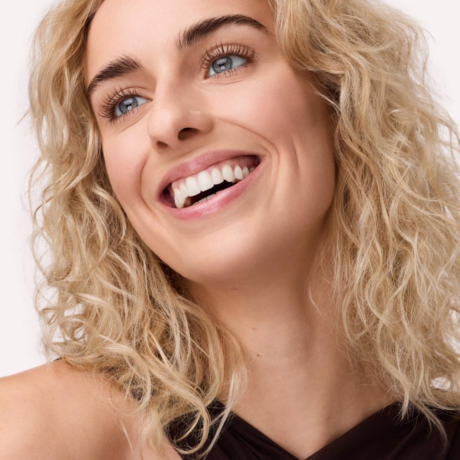 CATRICE  TUBING Stay In Place Volume Mascara Brown 