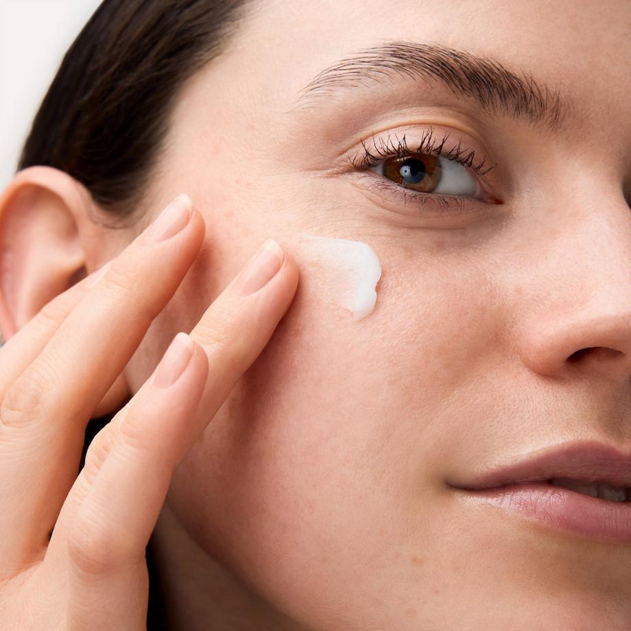 CATRICE  Extreme Blur Mattifying Primer 