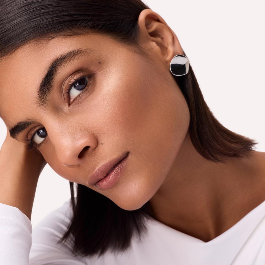 CATRICE  More Than Glow Liquid Highlighter illuminateur liquide 