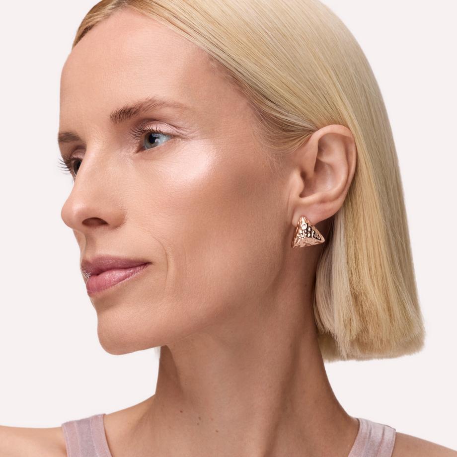 CATRICE  More Than Glow Liquid Highlighter illuminateur liquide 