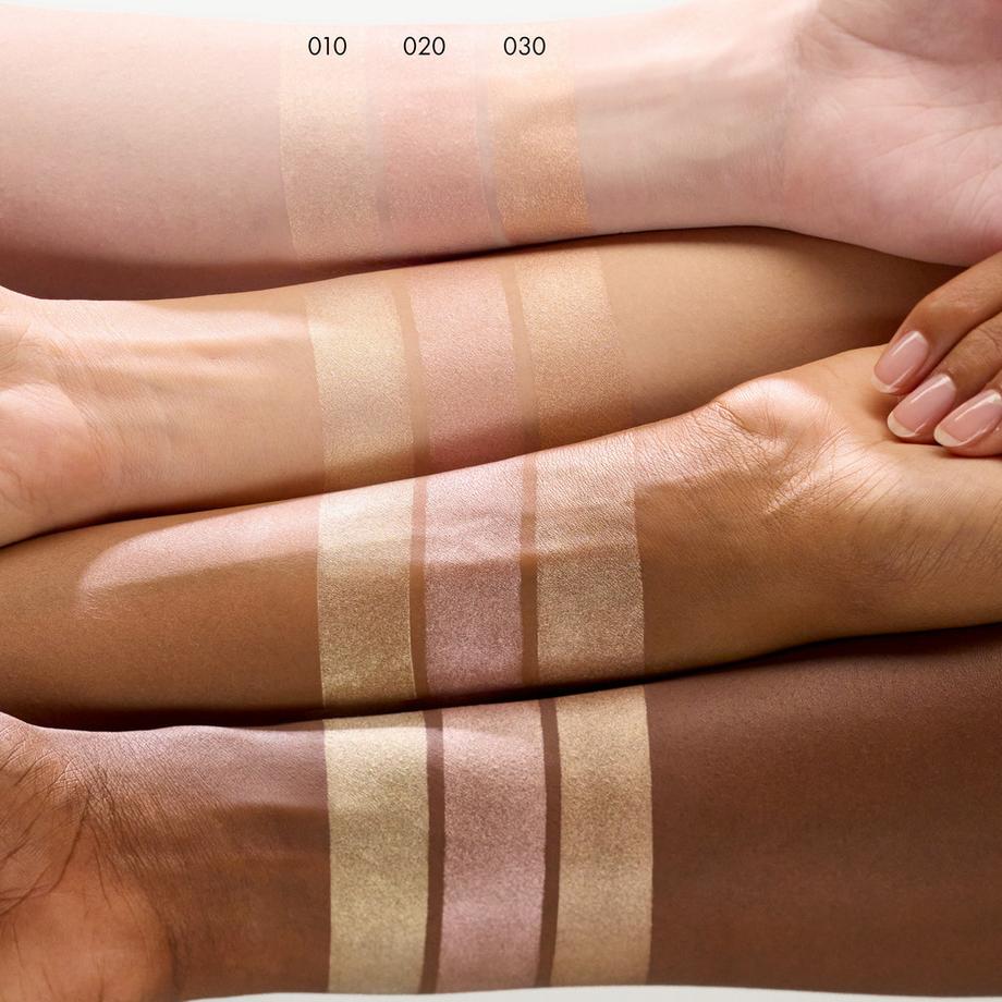 CATRICE  More Than Glow Liquid Highlighter illuminateur liquide 