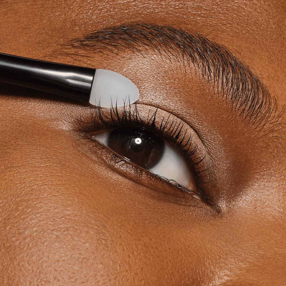 CATRICE  Effect Eyeshadow Duo Brush pinceau pour fard à paupières 