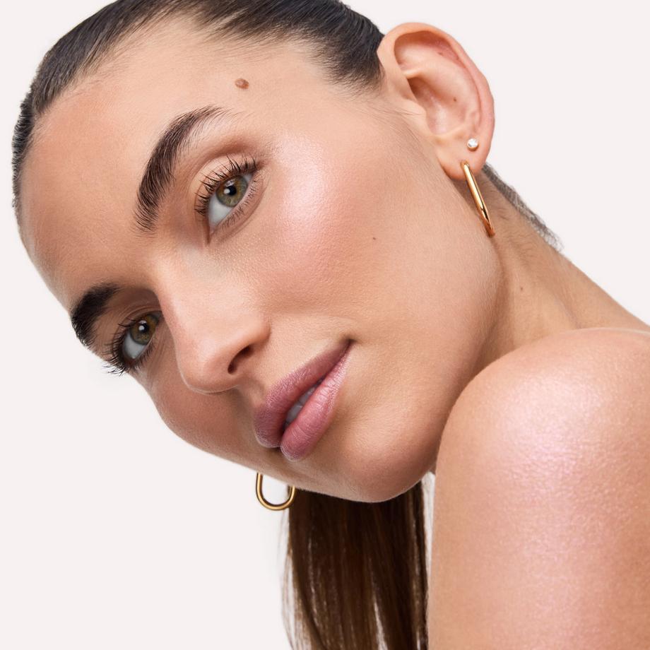 CATRICE  Diamond Haze Jelly Highlighter Stick stick illuminateur 