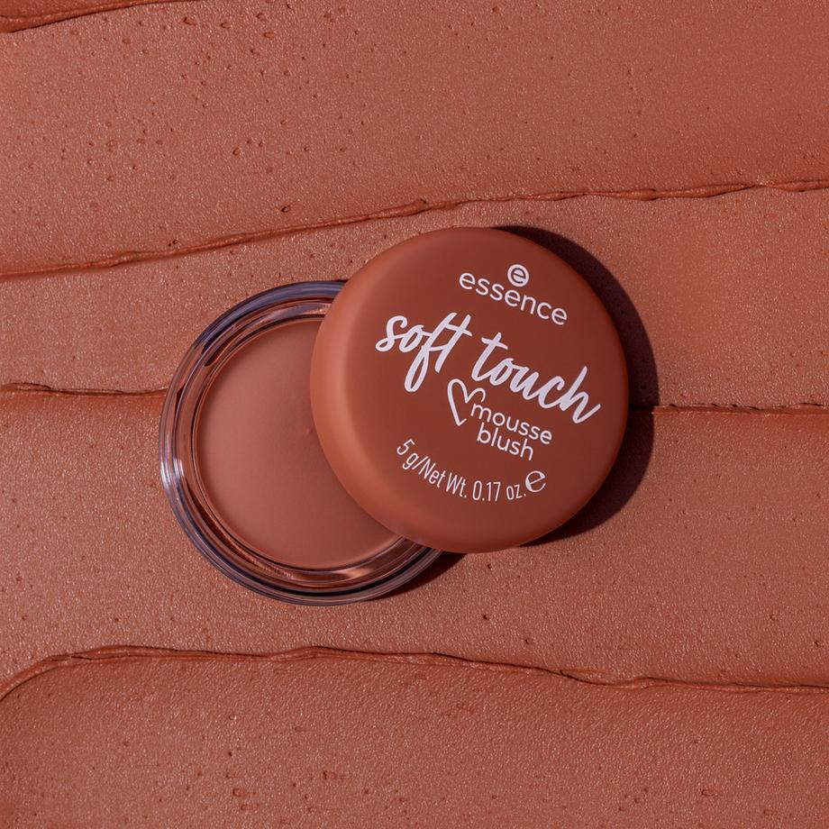 essence  soft touch mousse blush 