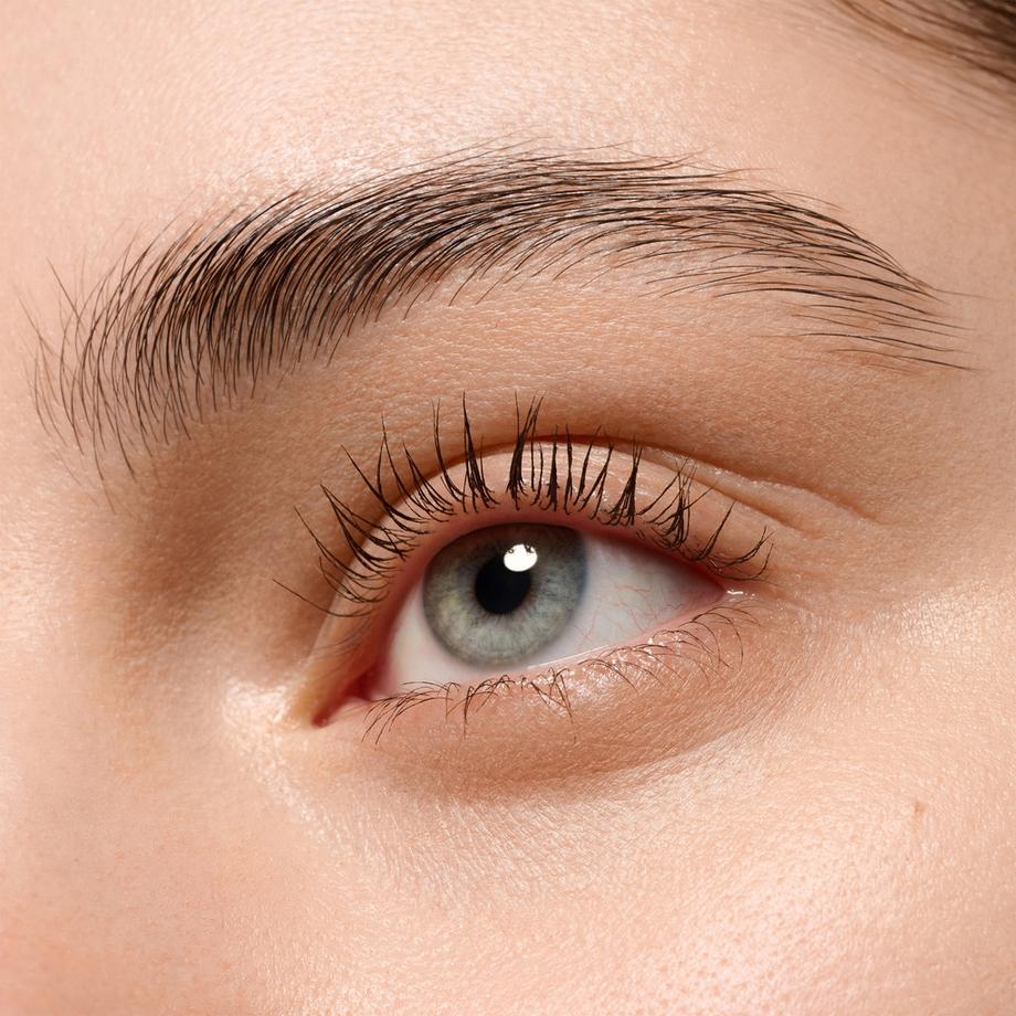 essence  Mascara LASH WITHOUT LIMITS TUBING BROWN EXTREME LENGTHENING & VOLUME. 