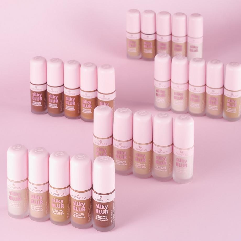 essence  Silky BLUR HYDRATING LONGWEAR FOUNDATION fond de teint longue tenue 