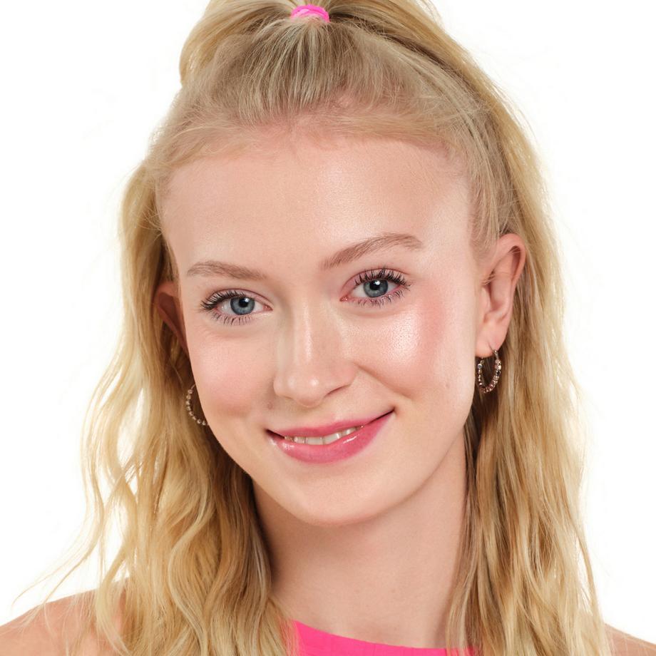 essence  soft BAKED BLUSH 