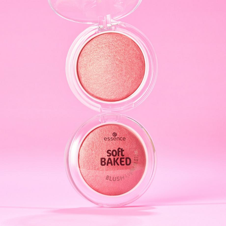 essence  soft BAKED BLUSH. 