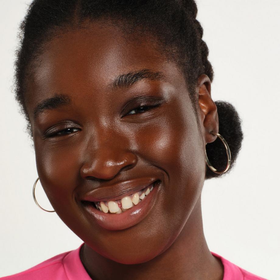 essence  glow like HONEY SERUM SPRAY 