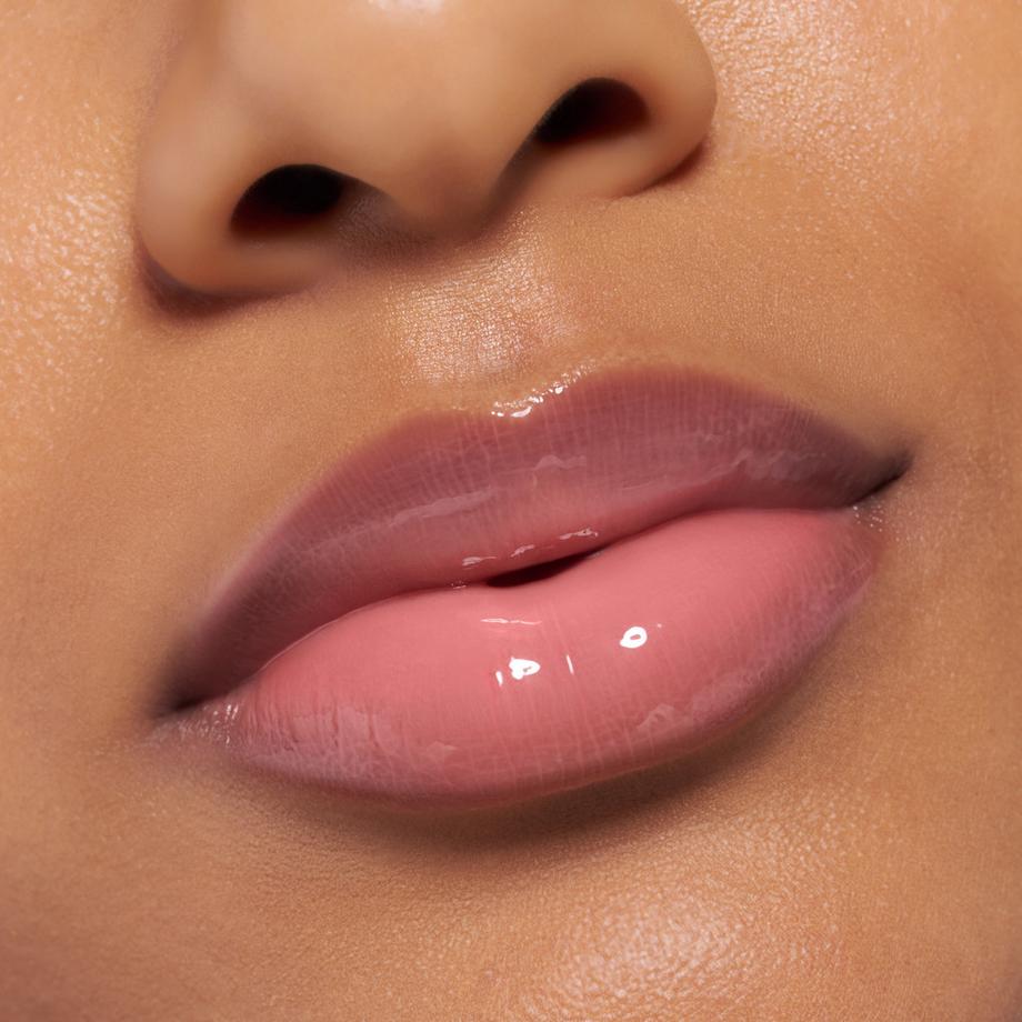 essence  extreme shine volume lipgloss 
