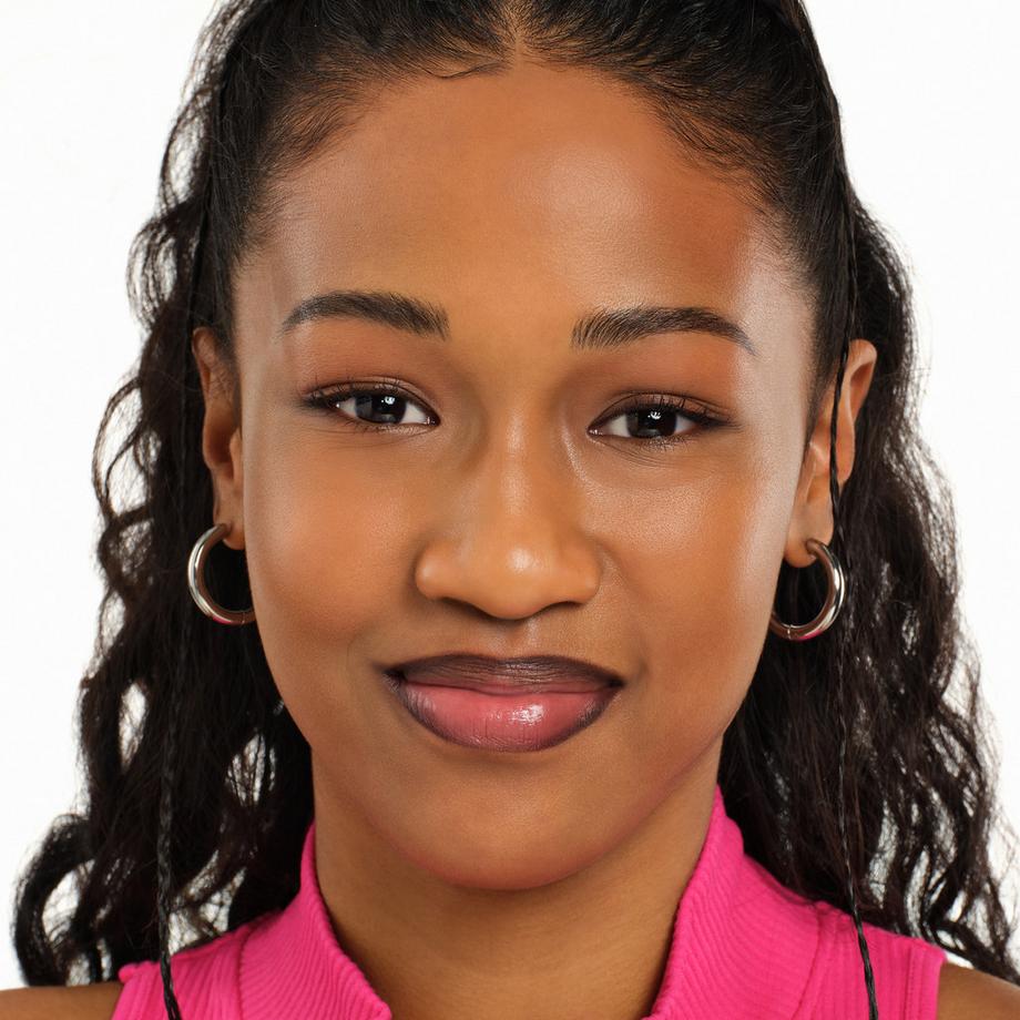 essence  8h MATTE comfort lipliner 