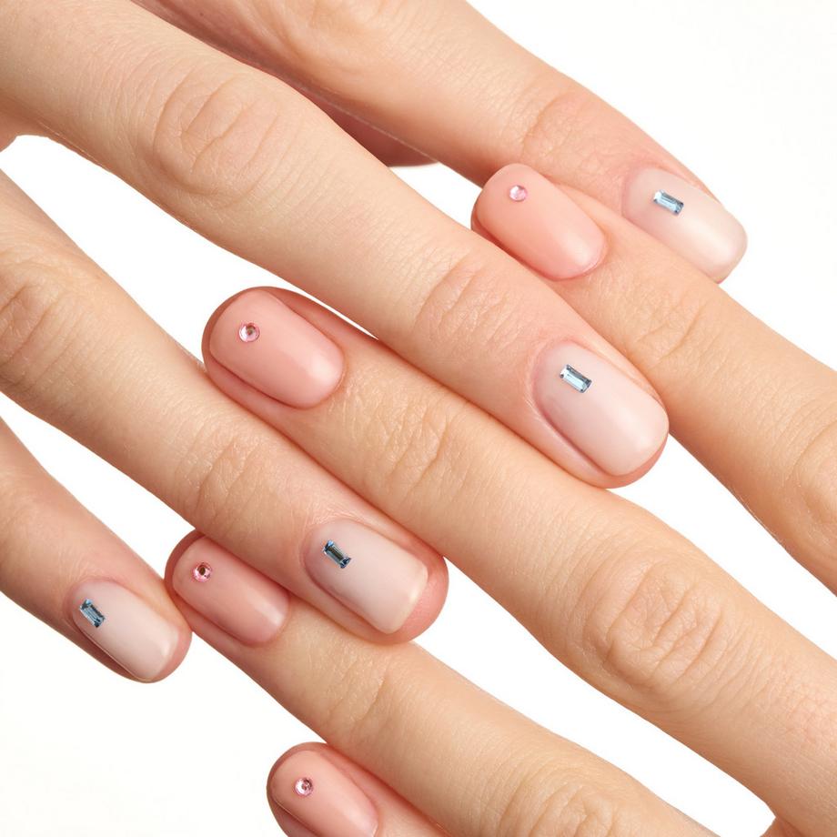essence  it's a RAINBOW BLING nail sticker stickers pour ongles 