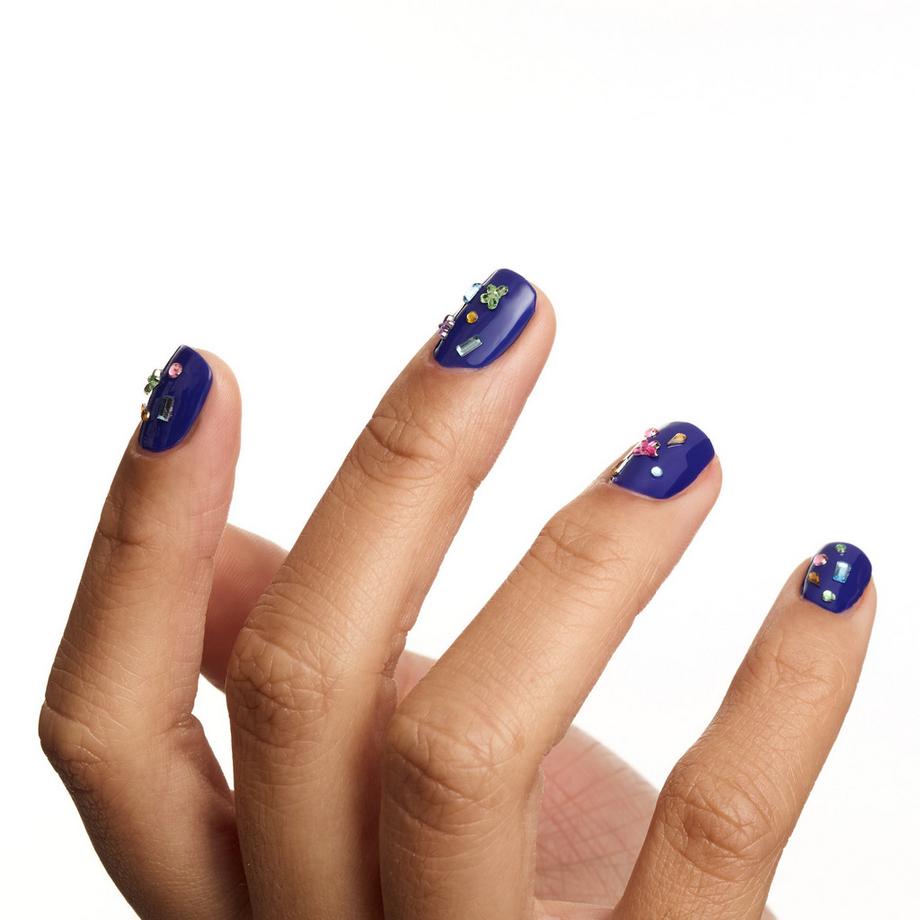 essence  it's a RAINBOW BLING nail sticker stickers pour ongles 
