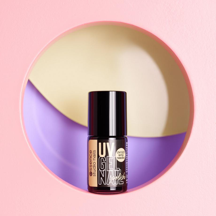 essence  studio nails Smalto UV GEL per unghie 